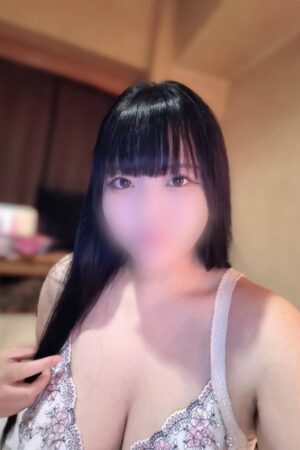 あやな